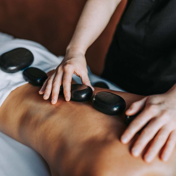 woman-relaxing-in-a-beauty-spa-WEDDQ3R.jpg